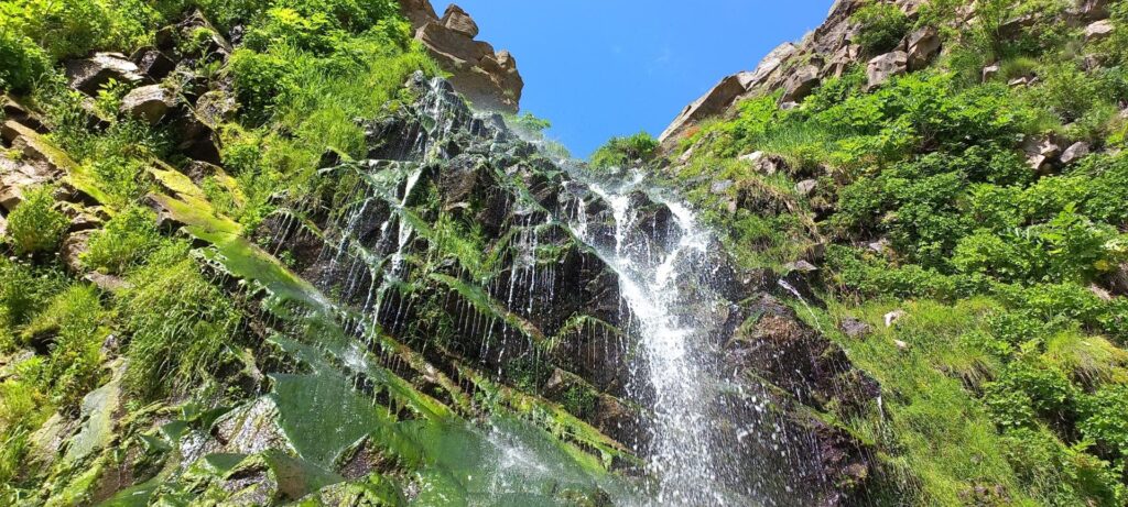 آبشارسردابه