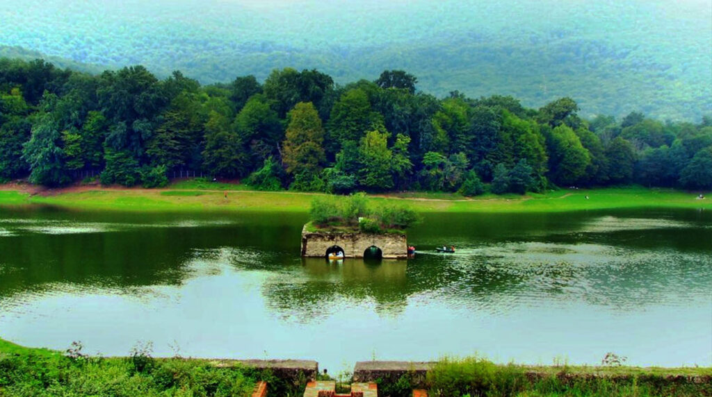 دریاچه قو رامسر